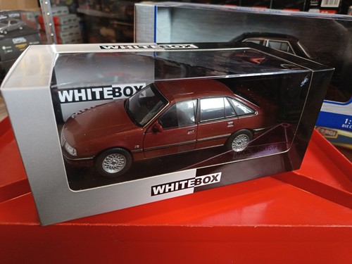 Boxed model whitebox - 1/24,