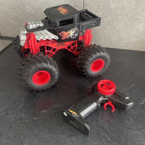 Hot wheels oversized monster - wheels,