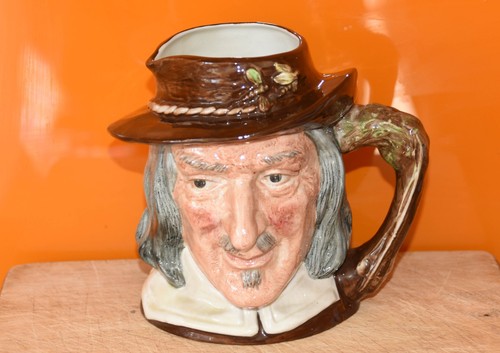 Royal doulton large character - royal,