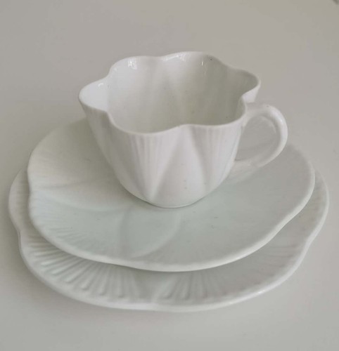 Shelley dainty scalloped tea - shelley,