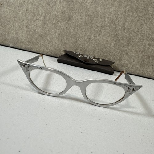 Vintage 50s cat eye glasses - cat,