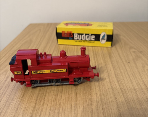 Zm221 budgie railway engine - railway,