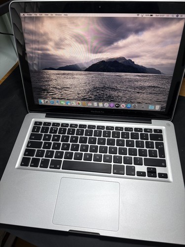 Apple macbook pro mid - apple,