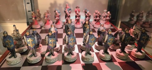 Medieval chess set pieces - chess,