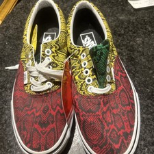 LIMITED EDITION Vans Off The