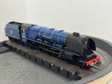 Hornby R3111 BR Blue City of