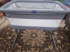 Chicco Next 2 Me Magic 2 Bedside Crib, Cool Grey