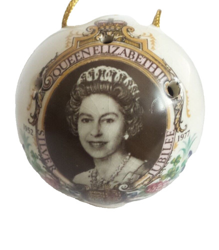 Queen elizabeth 1977 silver - 11,