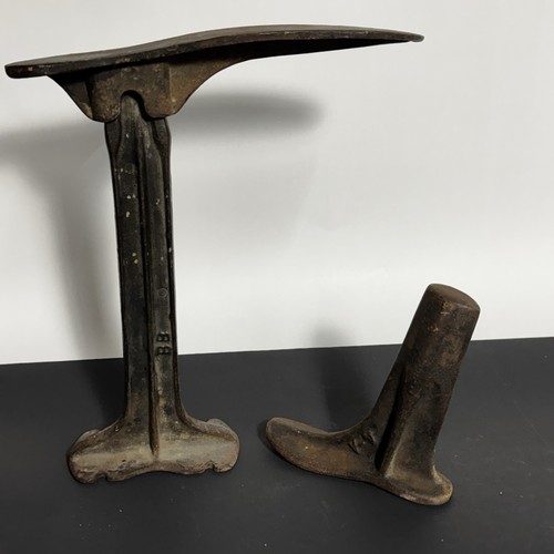 Vtg cast iron - iron, cobblers