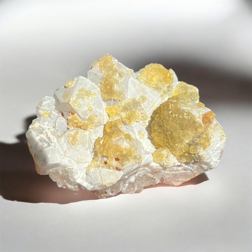 Rare yellow fluorite white - rare,