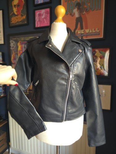 Bnwt women faux leather - faux,
