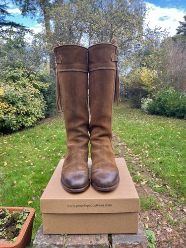 Penelope chilvers size 5 - 38,