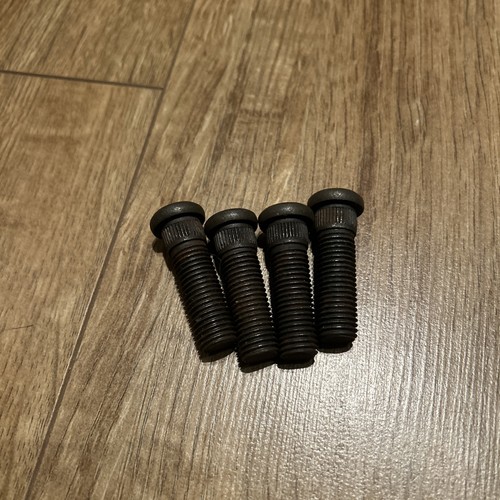 Caterham wheel stud 40mm - stud,