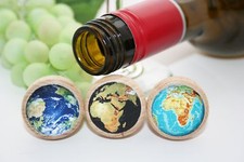 1- World Wine Stoppers Earth