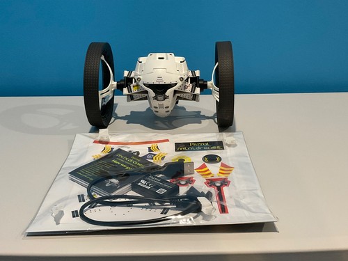 Parrot minidrone jumping - parrot, sumo