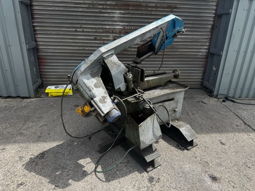 Metal cutting band saw - metal,