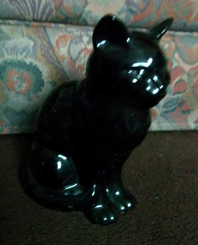 Sylvac 1950s gloss black - 1950s, cat