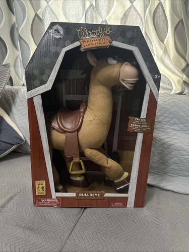 Toy story disney store - story,