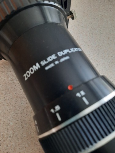 Zoom slide duplicator made - duplicator, in