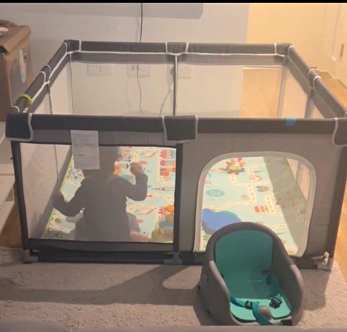 Baby play pen with - mesh, sides