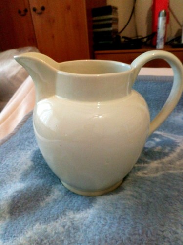 Pale yellow extra large - pale,