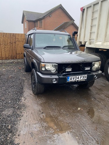 Breaking land rover discovery - land,