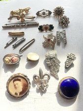 Vintage Jewelry Lot Brooch Pin