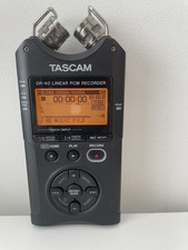 TASCAM DR-40 Linear PCM Recorder