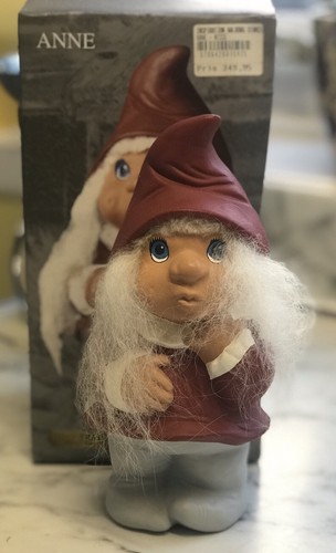 Trip trap miniatures - miniatures, anne