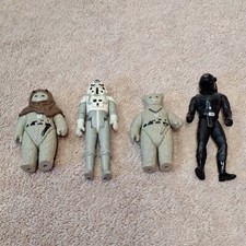 Star Wars Figures Lot Of 4 (K)