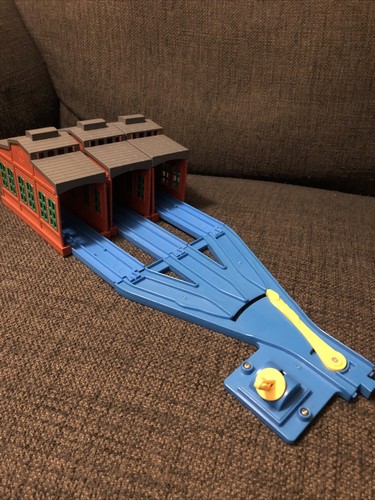 Tomy trackmaster junction - tomy,