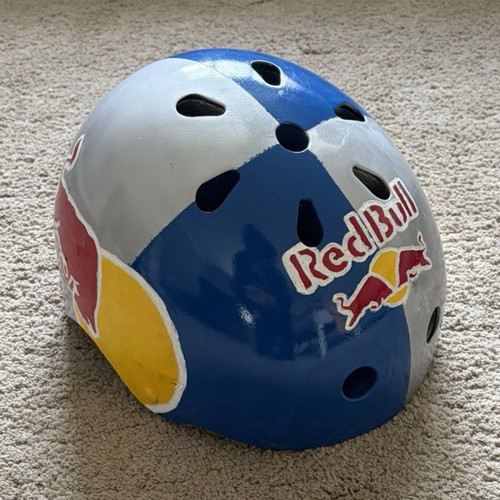Red bull blue grey - &,