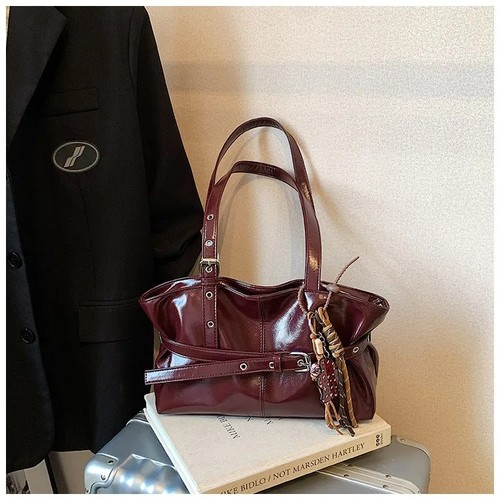 Womens oil waxed leather - womens,