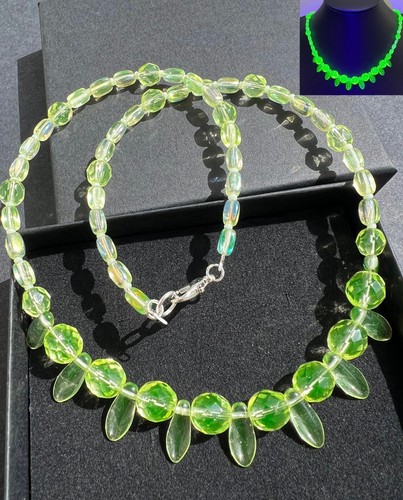 Uranium vaseline glass bead - uranium,