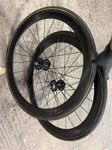 Planet tubular track - planet, x