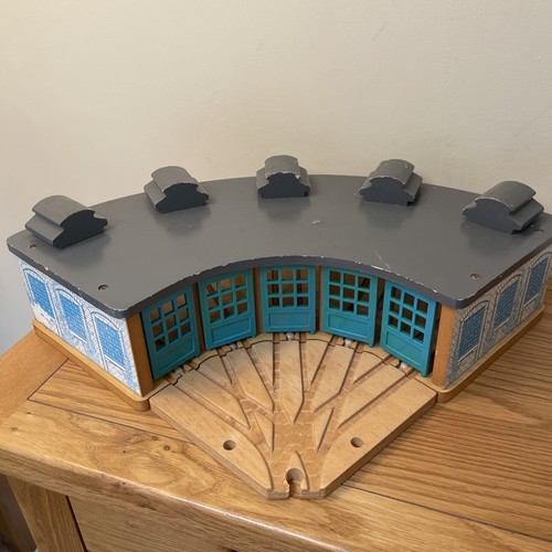 Thomas the tank engine wooden - thomas,