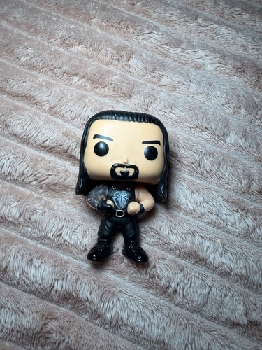 Wwe wrestling vinyl figure - wwe,