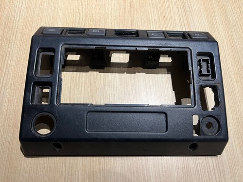 Land rover defender td5 dash - land,