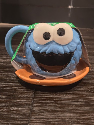 Sesame street cookie monster - street,