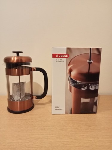 Judge cup glass - judge,