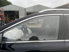 MG 5 DOOR WINDOW GLASS FRONT