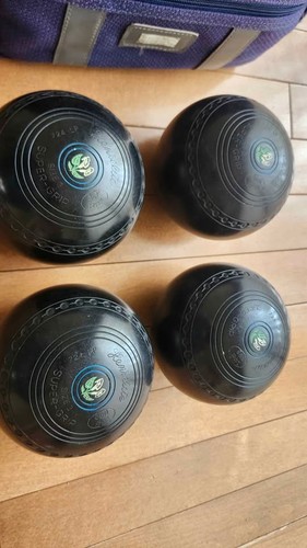 Lawn bowls henselite - bowls,