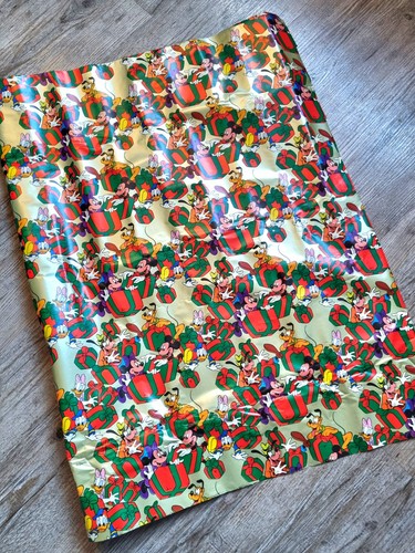 Disney christmas wrapping - disney,