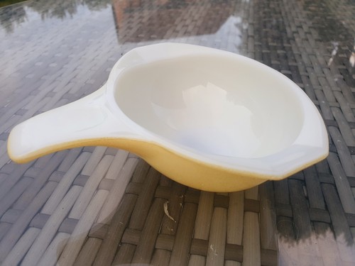 Vintage 1950 pyrex yellow - vintage,