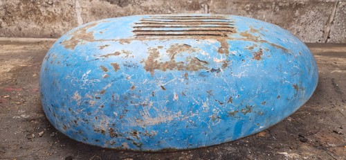 Vespa right hand side panel - hand,