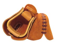 Western Tapaderos Saddle