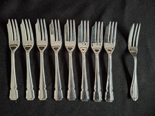 Cake Forks. Eight (or nine)