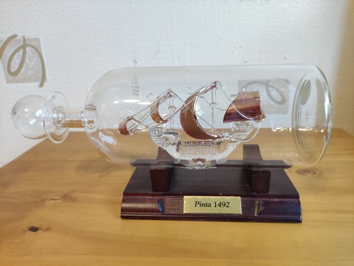 Pinta 1492 glass ship a - la,