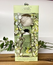 OM SHE Bergamot Vanilla Hand
