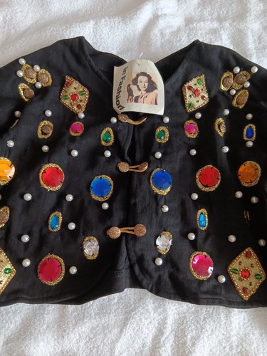 Women indian jewels - indian,